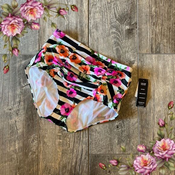 Torrid Floral Striped Bikini Bottoms size medium - Picture 1 of 11
